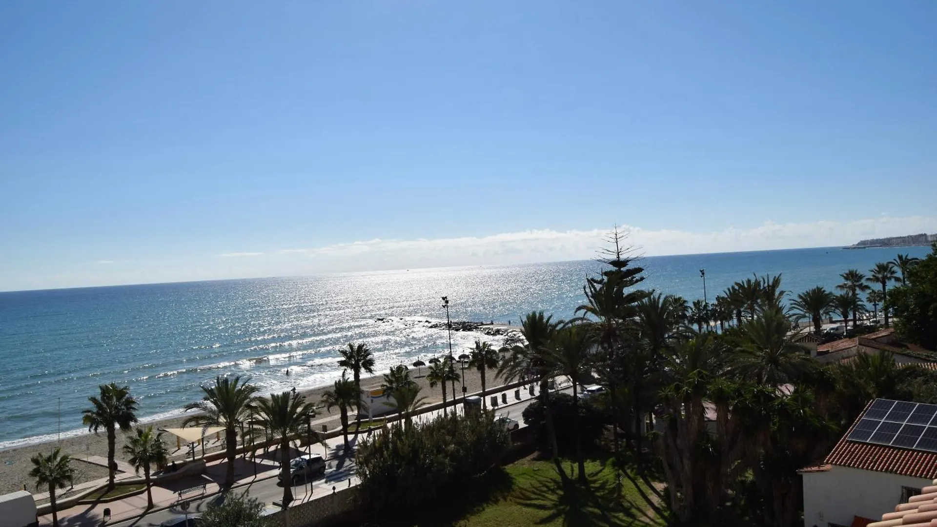 Beachfront Heaven Apartment - Carvajal Beach Fuengirola