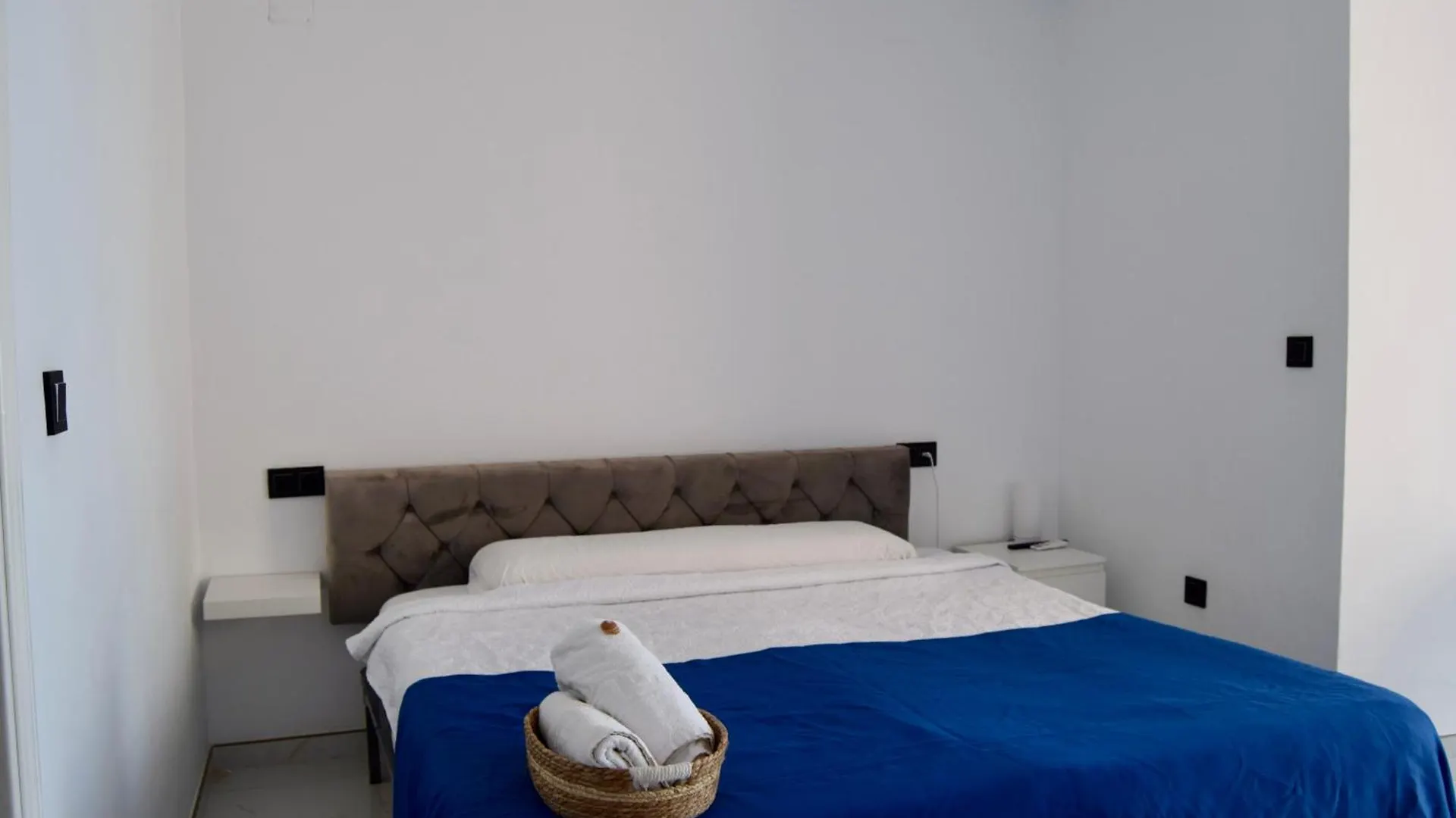 Beachfront Heaven Apartment - Carvajal Beach Fuengirola