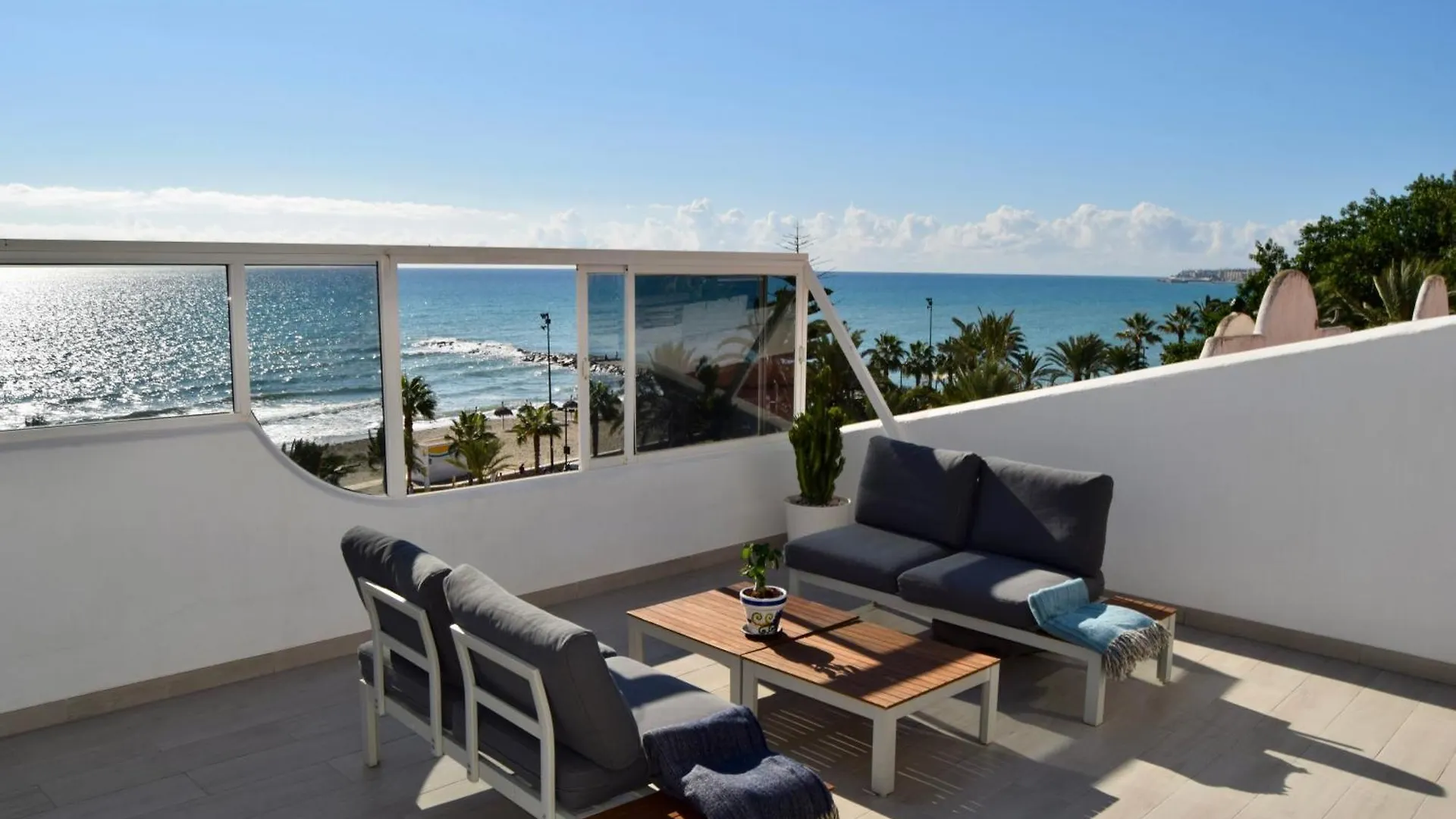 Beachfront Heaven Apartment - Carvajal Beach Fuengirola Spain